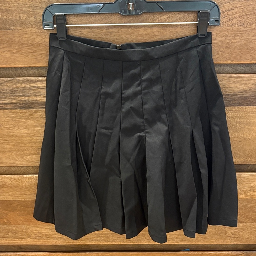 Elegant Black Mini Skirt